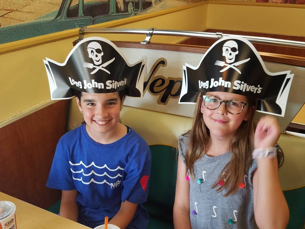 Long John Silvers | restaurant | 607 E Santa Fe St, Olathe, KS 66061, USA | 9137128472 OR +1 913-712-8472