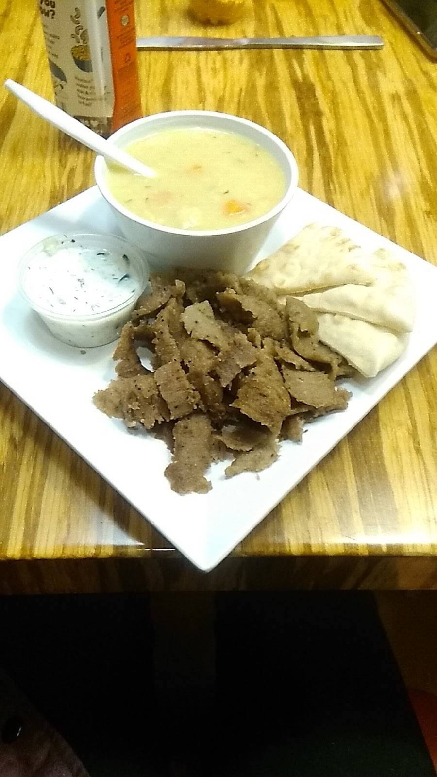 Daphnes | restaurant | 25420 Crenshaw Blvd, Torrance, CA 90505, USA | 3102571861 OR +1 310-257-1861