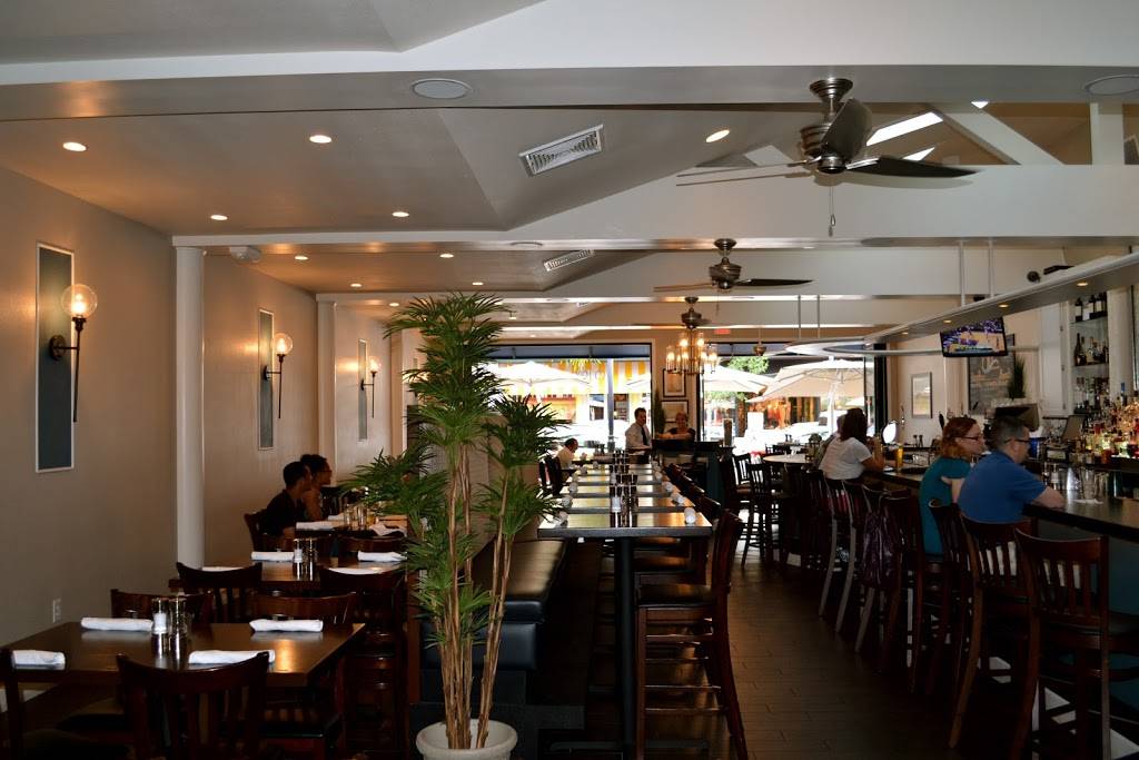 blu on the avenue | restaurant | 326 S Park Ave, Winter Park, FL 32789, USA | 4079603778 OR +1 407-960-3778