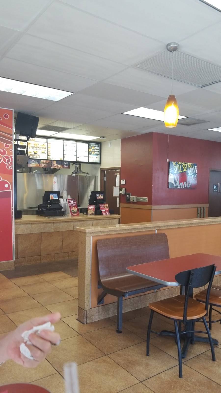 Jack in the Box | restaurant | 1300 League Line Rd, Conroe, TX 77304, USA | 9368902059 OR +1 936-890-2059