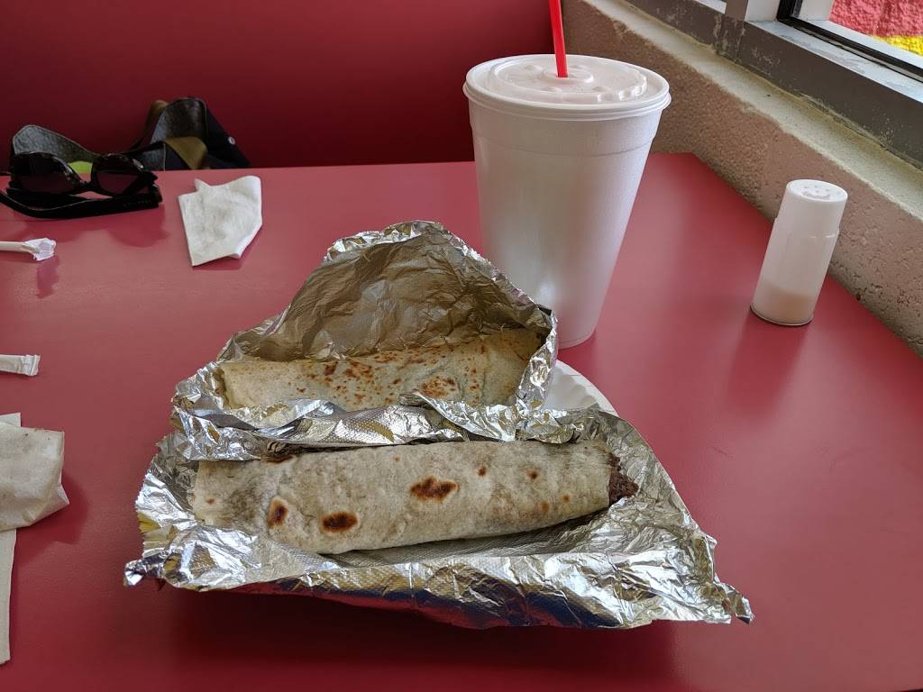 Burritos Crisostomo | restaurant | 5658 N Mesa St, El Paso, TX 79912, USA | 9153075356 OR +1 915-307-5356