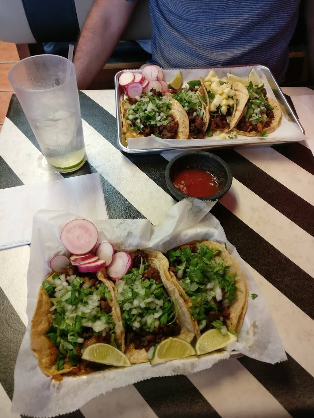 El Gran Tako | restaurant | 340 E New Circle Rd #100, Lexington, KY 40505, USA | 8592455684 OR +1 859-245-5684