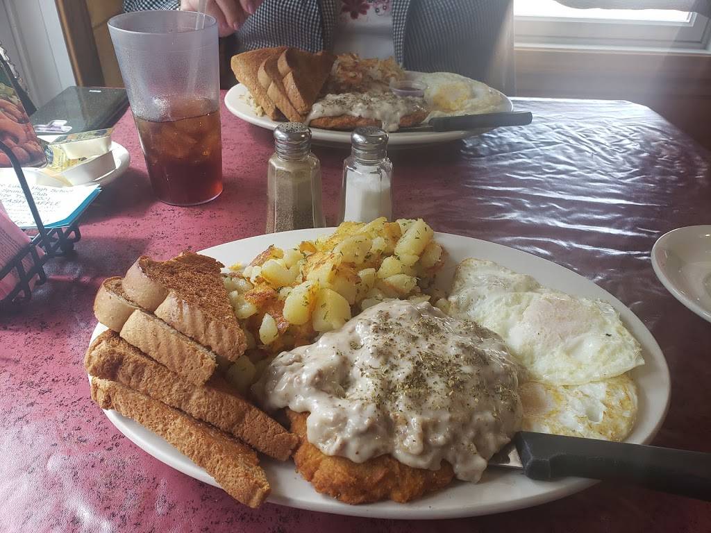 Lauras Cafe | restaurant | 6694 State Rd 17, Rhinelander, WI 54501, USA | 7152721616 OR +1 715-272-1616