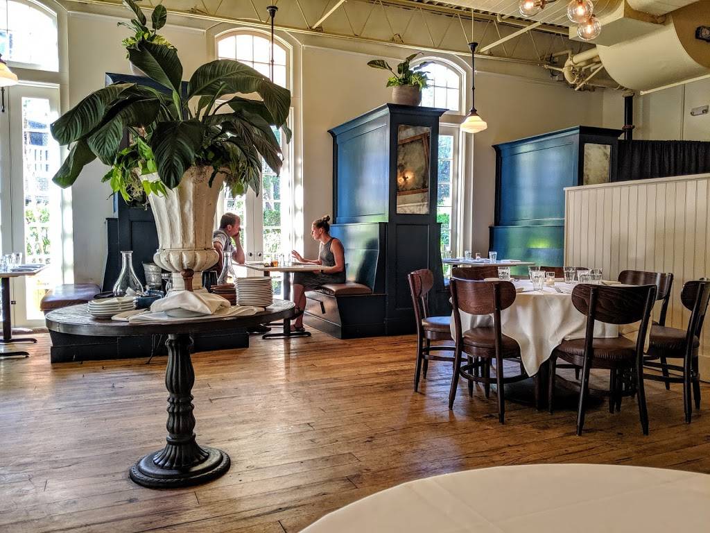 Le Farfalle | restaurant | 15 Beaufain St, Charleston, SC 29401, USA | 8432120920 OR +1 843-212-0920