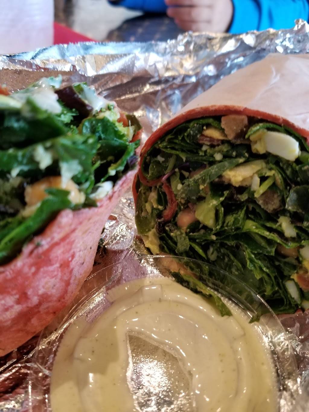 Chop It Up | restaurant | 1717 Simi Town Center Way, Simi Valley, CA 93065, USA | 8055263600 OR +1 805-526-3600