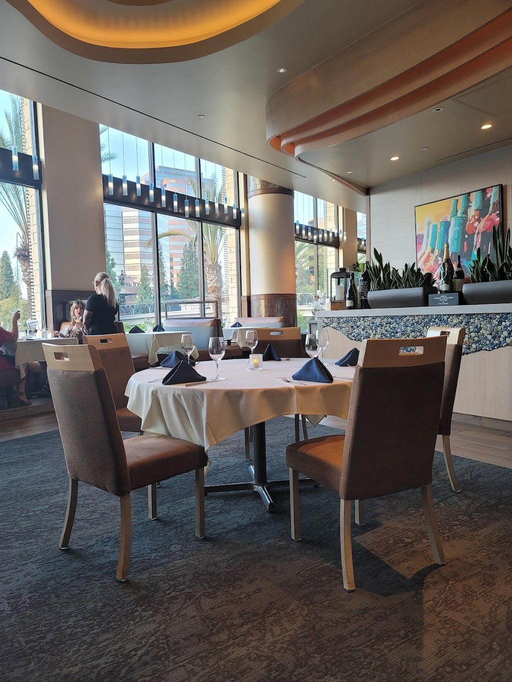 The Wine Bar | restaurant | 4301 La Jolla Village Dr Suite 2045, San Diego, CA 92122, USA | 8582307404 OR +1 858-230-7404