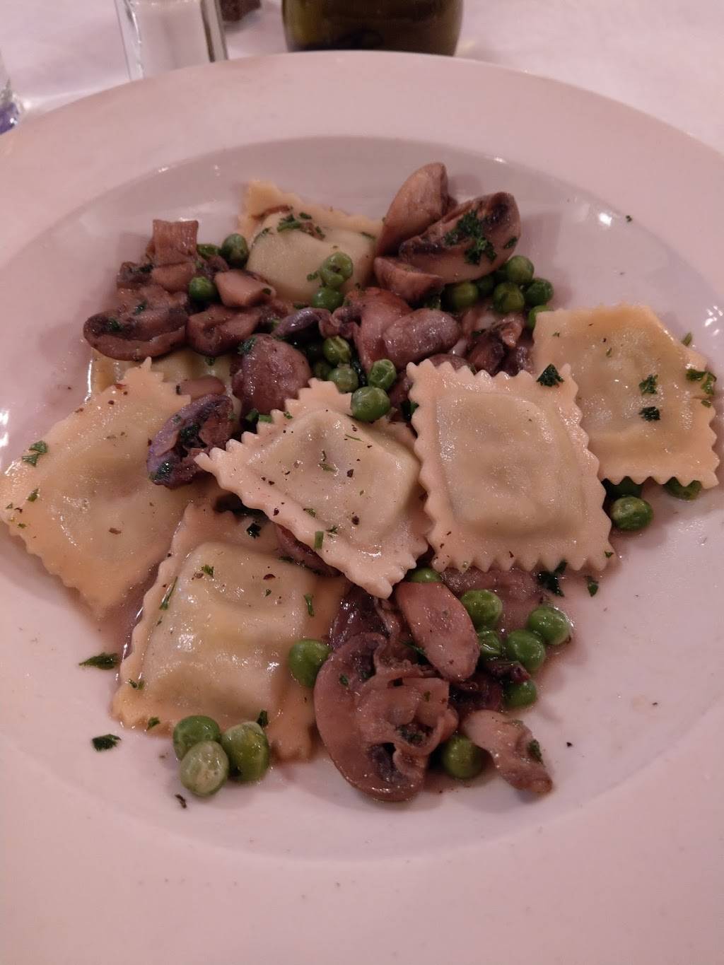 Caffe Buon Gusto | restaurant | 151 Montague St, Brooklyn, NY 11201, USA | 7186243838 OR +1 718-624-3838