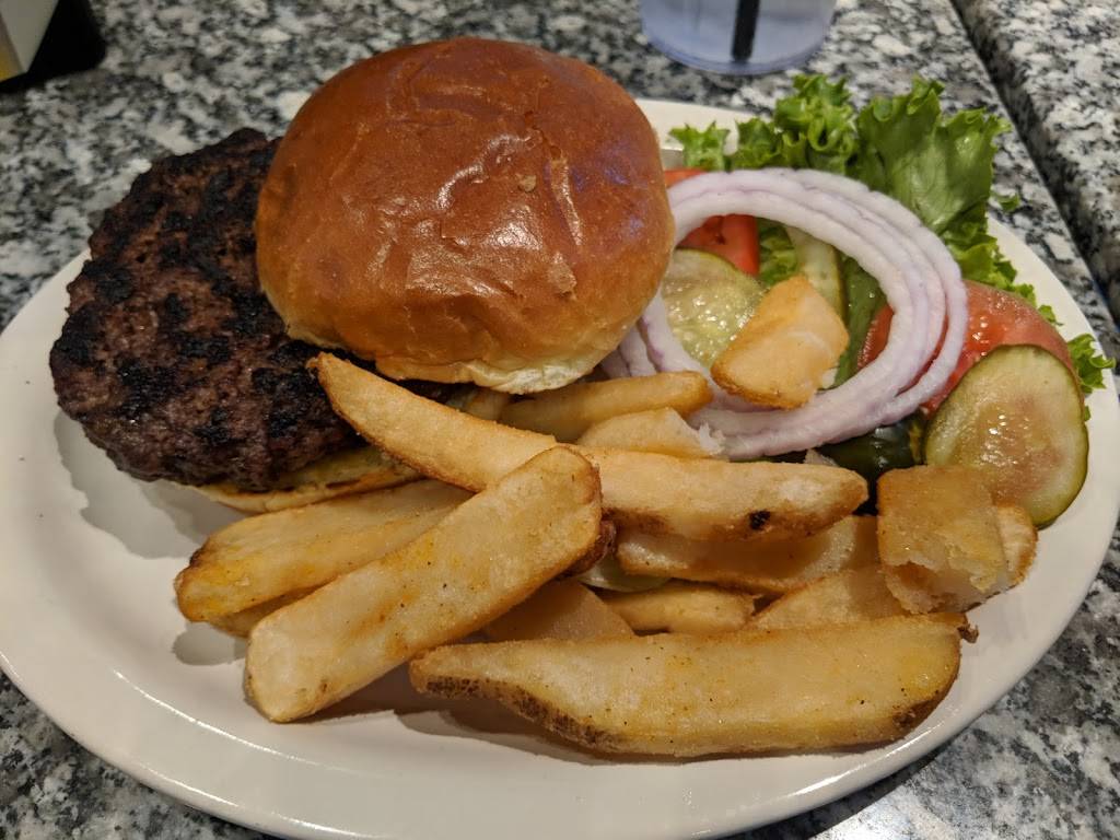 Gallaghers Sports Grill | restaurant | 3220 E Baseline Rd #100, Phoenix, AZ 85042, USA | 6024370981 OR +1 602-437-0981