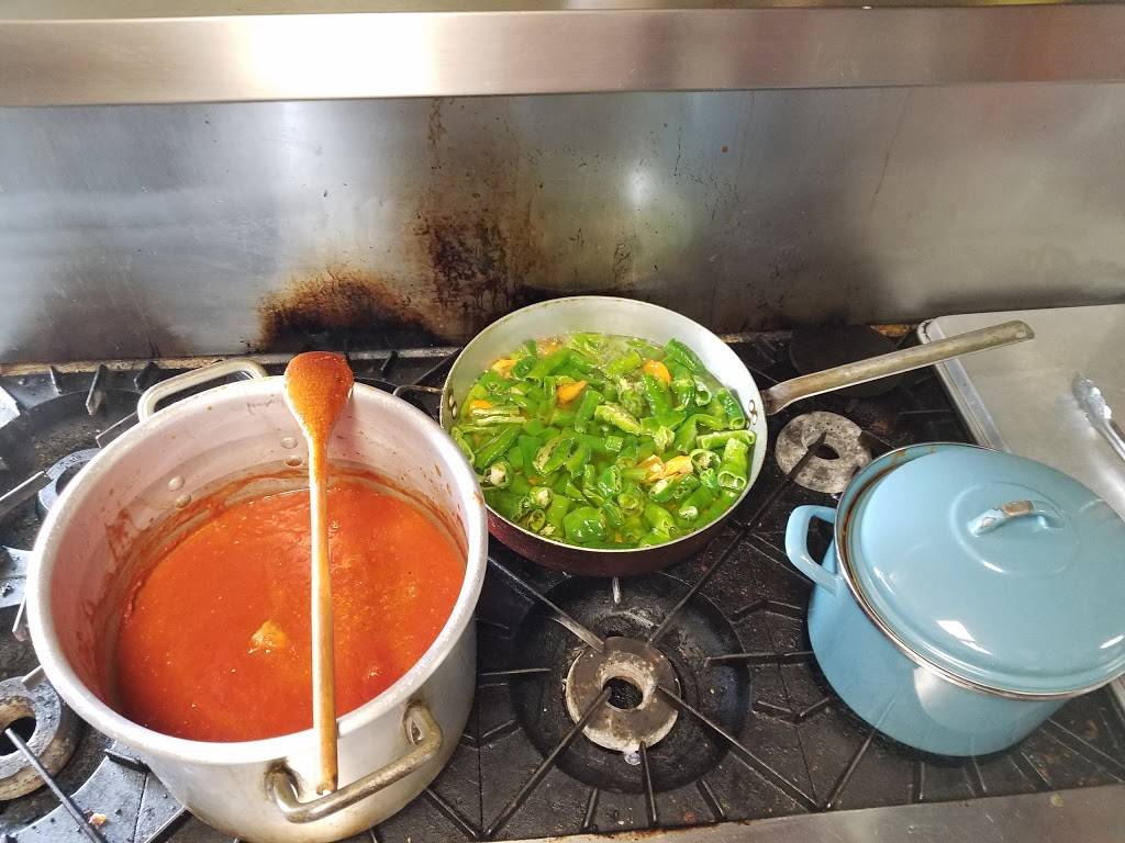 Gators Tavern | restaurant | 83 Owego St, Cortland, NY 13045, USA | 6077566416 OR +1 607-756-6416