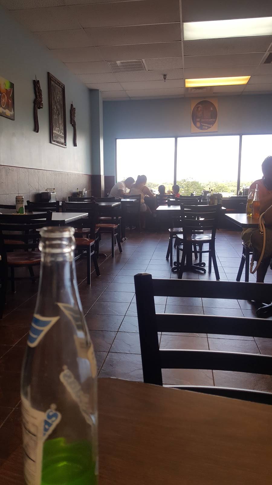 El Quetzal Restaurant | restaurant | 1401 University Blvd E, Hyattsville, MD 20783, USA | 3014311822 OR +1 301-431-1822