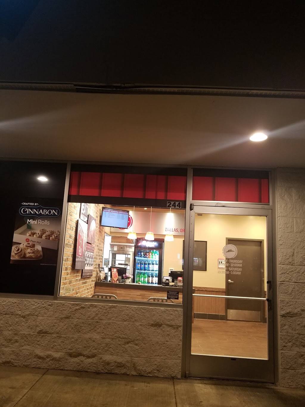 Pizza Hut | meal takeaway | 244 Main St, Dallas, OR 97338, USA | 9712890020 OR +1 971-289-0020