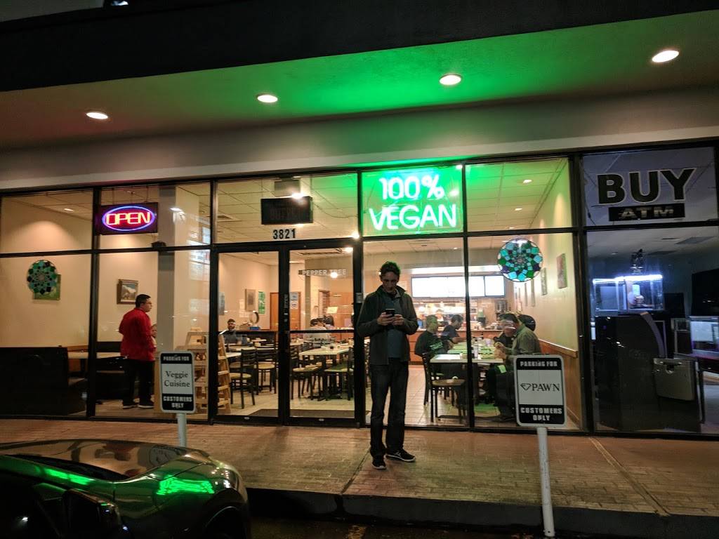 Pepper Tree Veggie Cuisine | restaurant | 3821 Richmond Ave, Houston, TX 77027, USA | 7136219488 OR +1 713-621-9488