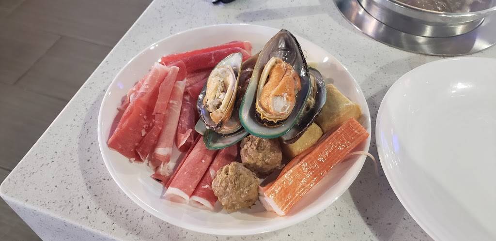 volcano hot pot & bbq | restaurant | 5877 W Irlo Bronson Memorial Hwy, Kissimmee, FL 34746, USA | 4079865559 OR +1 407-986-5559