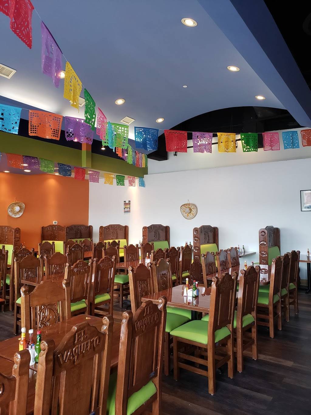 El Vaquero West | restaurant | 9979 Sowder Village Square, Manassas, VA 20109, USA | 7033355725 OR +1 703-335-5725