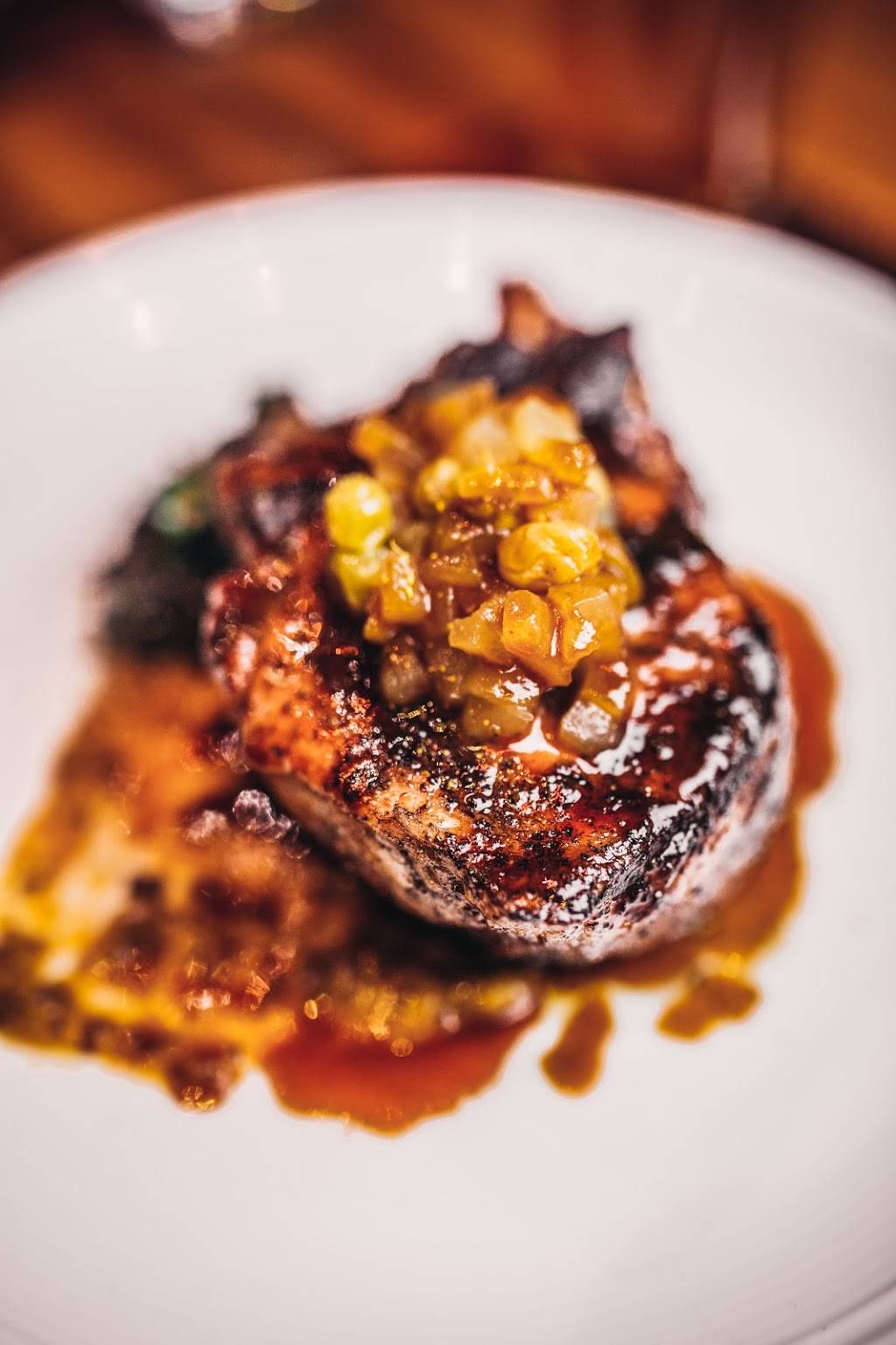 Wolfgang Puck | restaurant | MGM Grand, 3799 S Las Vegas Blvd, Las Vegas, NV 89109, USA | 8778800880 OR +1 877-880-0880