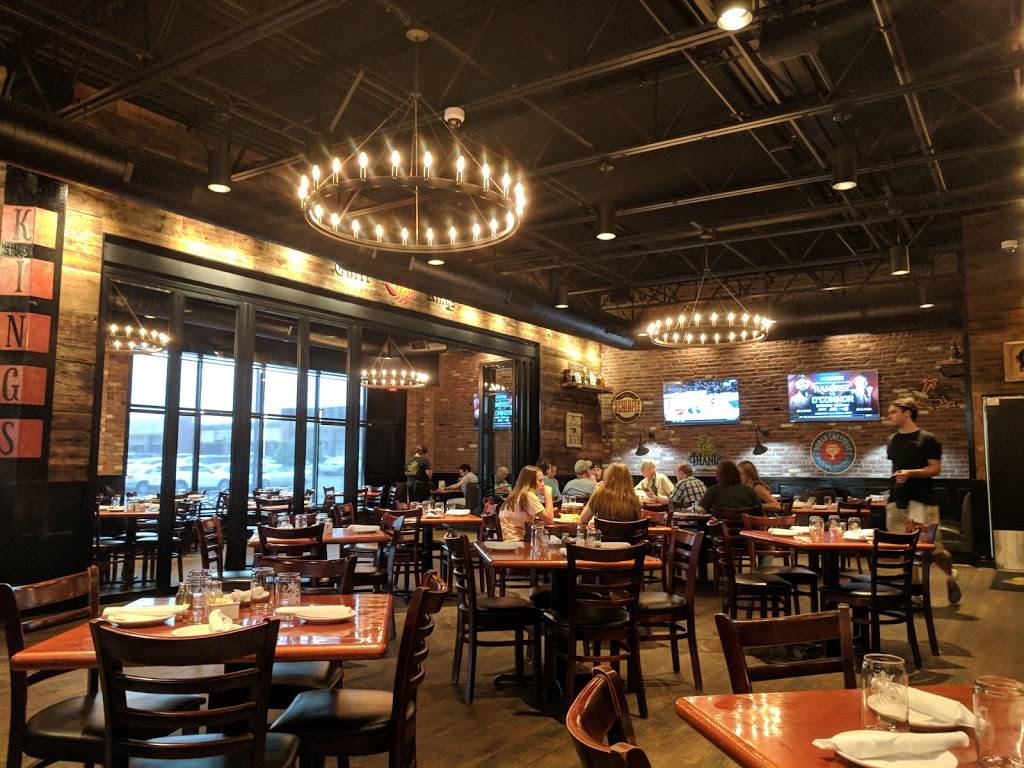 Three Kings Public House | restaurant | 40 Ronnies Plaza, St. Louis, MO 63126, USA | 3142933614 OR +1 314-293-3614