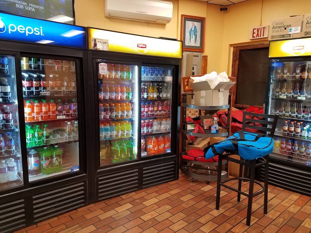 New England House of Pizza | restaurant | 133 Howard St, Braintree, MA 02184, USA | 7818497771 OR +1 781-849-7771