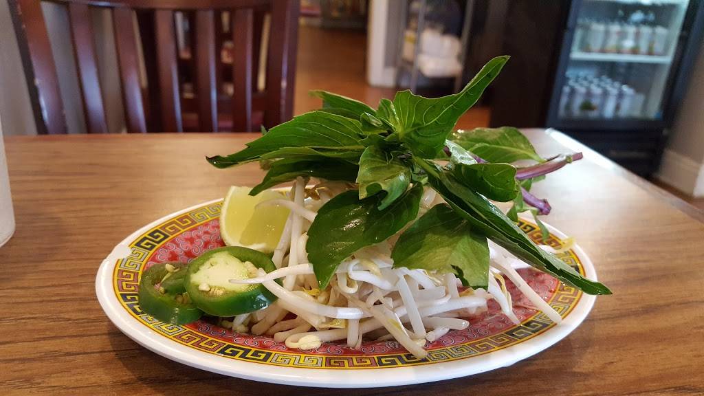 Pho Cam Ly | restaurant | 3814 Magazine St, New Orleans, LA 70115, USA | 5046444228 OR +1 504-644-4228