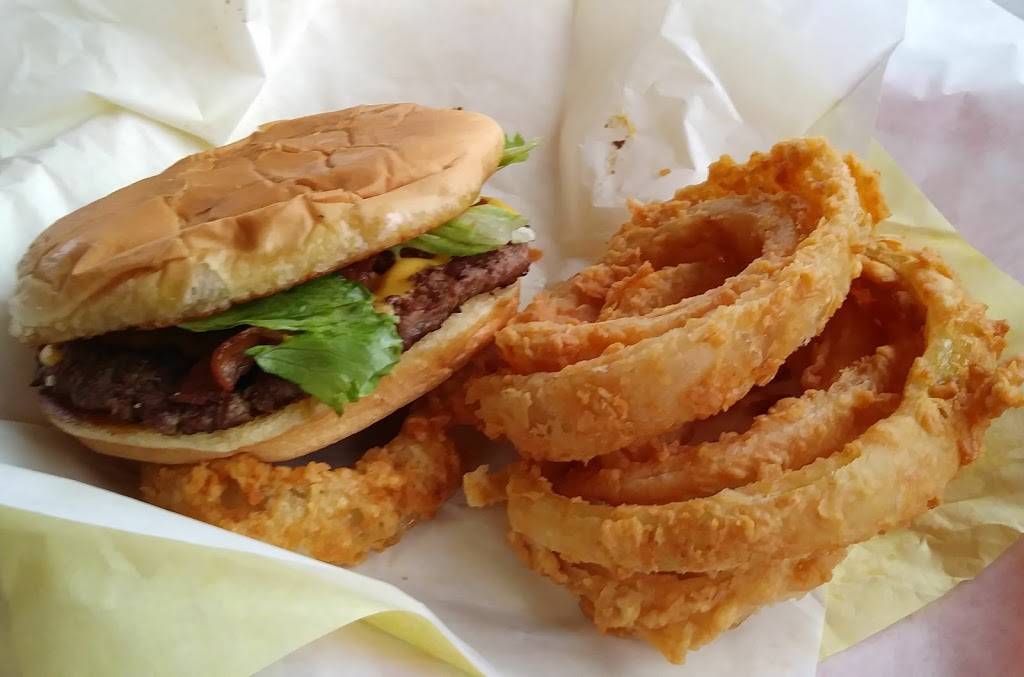 Hometown Burger | restaurant | 3436 Roosevelt Ave, San Antonio, TX 78214, USA | 2109288646 OR +1 210-928-8646
