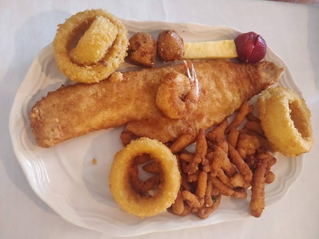 Amore Seafood | restaurant | 17099 Walden Rd #110, Montgomery, TX 77356, USA | 9365821053 OR +1 936-582-1053