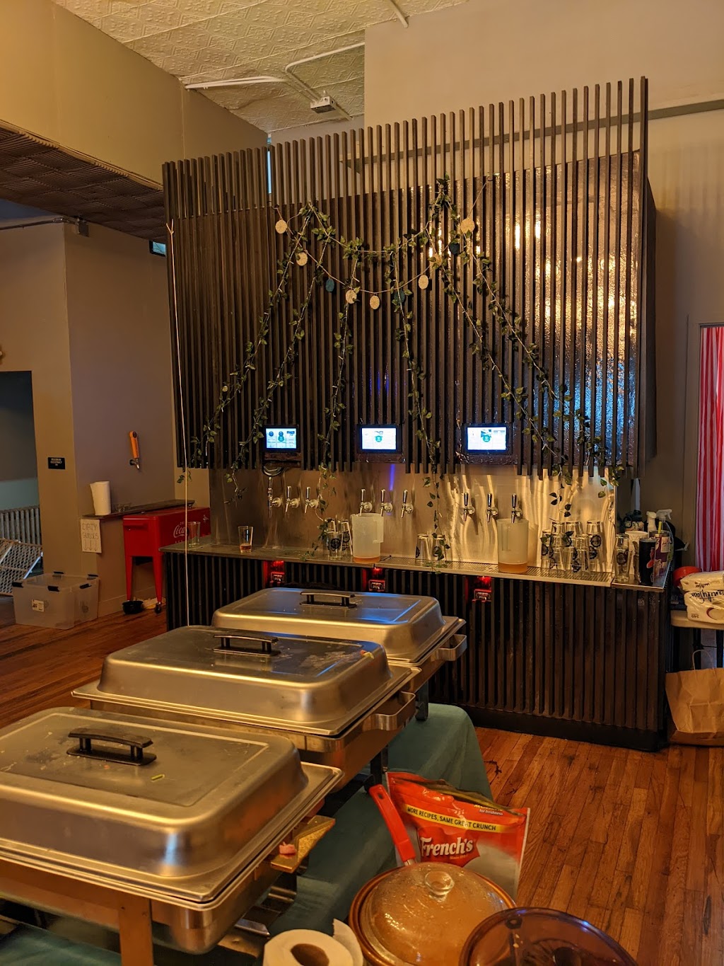 The Well Hotel & Taproom | meal takeaway | 155 E Main St, Trinidad, CO 81082, USA | 7194228030 OR +1 719-422-8030