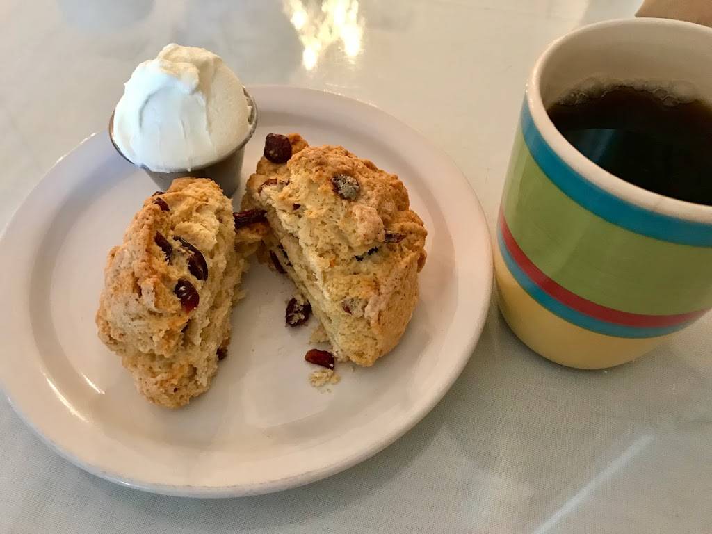 Upper Crust Cafe & Bakery | bakery | 213 W Venice Ave, Venice, FL 34285, USA | 9412440430 OR +1 941-244-0430