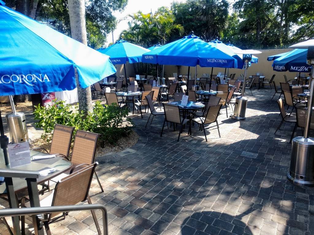 Carmelos Italian Ristorante | restaurant | 321 W Retta Esplanade, Punta Gorda, FL 33950, USA | 9416214091 OR +1 941-621-4091