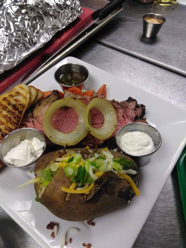The Pub at Laurelwood | restaurant | 2700 Columbia St, Eugene, OR 97403, USA | 5416364818 OR +1 541-636-4818