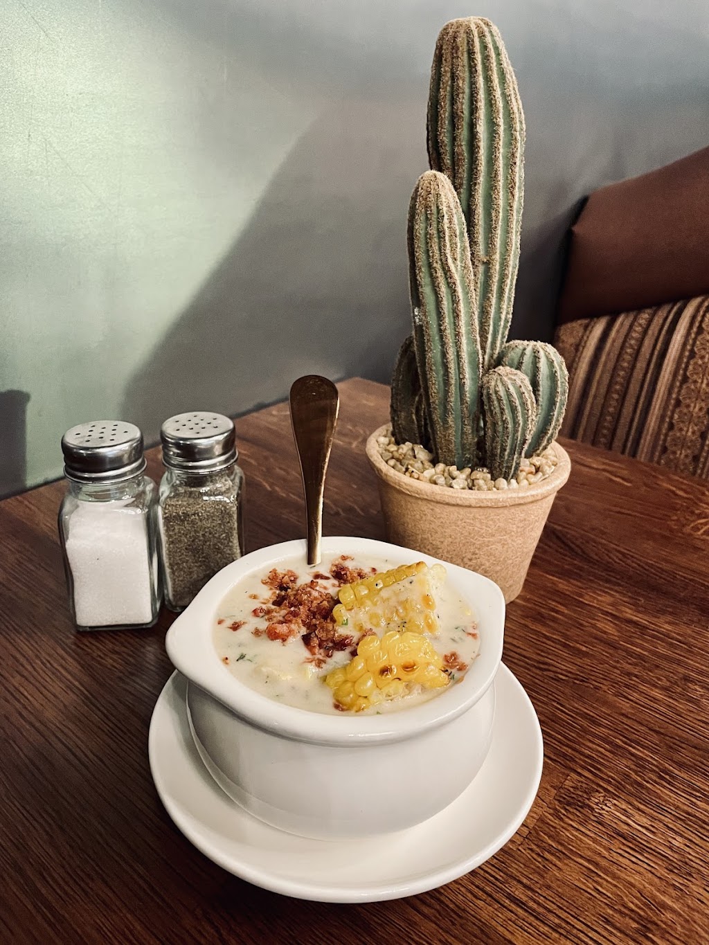 Iron Cactus Restaurant | restaurant | 8845 W Ave E 8, Lancaster, CA 93536, USA | 6617261446 OR +1 661-726-1446