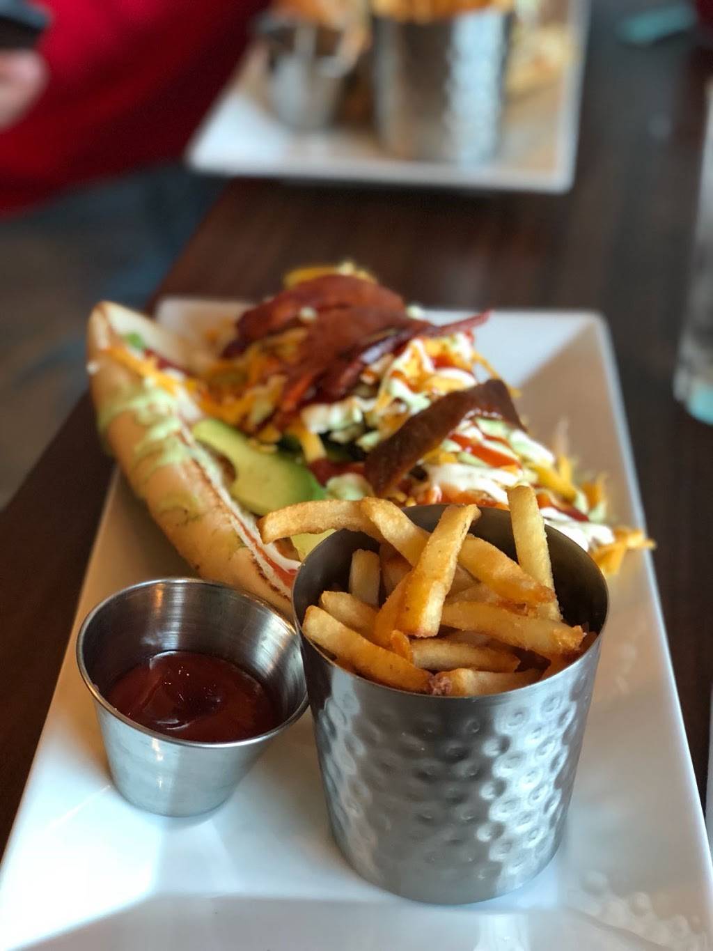 La Calle Arepas Bar | restaurant | 74 N Main St, Norwalk, CT 06854, USA | 2036124949 OR +1 203-612-4949