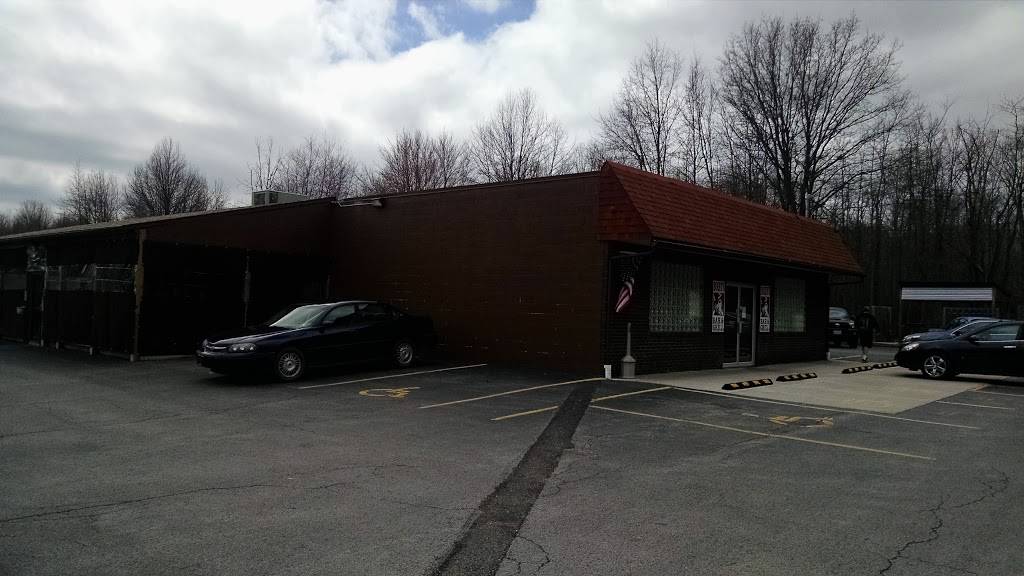 Bogeys Bar & Grill | restaurant | 3535 Upland Ave, Lowellville, OH 44436, USA | 3307506062 OR +1 330-750-6062