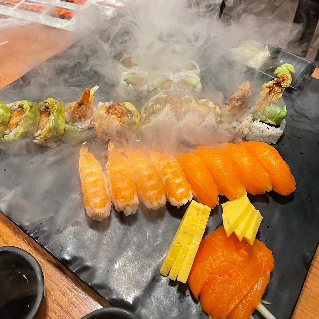 Koi Sushi | restaurant | 2156 N Clybourn Ave, Chicago, IL 60614, USA | 7739048144 OR +1 773-904-8144