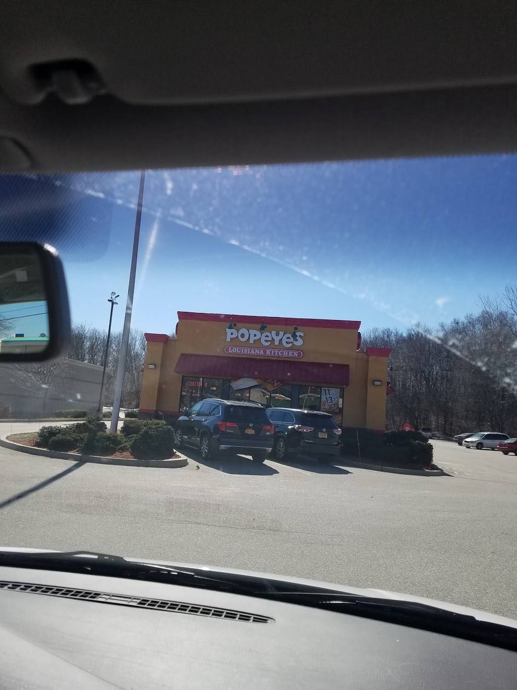 Popeyes Louisiana Kitchen | restaurant | 1507 Diamond Hill Road, Woonsocket, RI 02895, USA | 4013560996 OR +1 401-356-0996