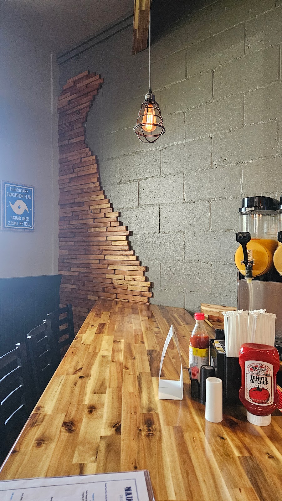 Betsy Ross Restaurant and Bar | restaurant | 15 E Glenwood Ave, Smyrna, DE 19977, USA | 3026533466 OR +1 302-653-3466