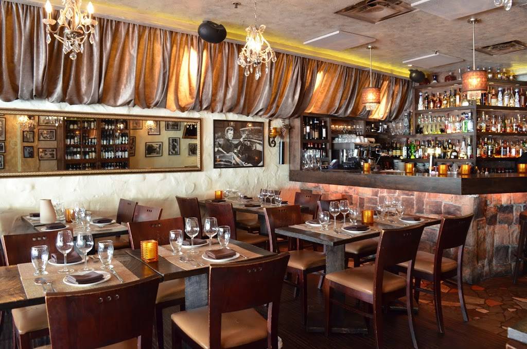 La Vecchia Restaurant Uptown | restaurant | 2405 Yonge St A, Toronto, ON M4P 2E7, Canada | 4164890630 OR +1 416-489-0630