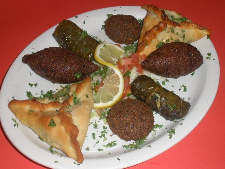 Aladdin Jr | restaurant | 3161 N Garey Ave, Pomona, CA 91767, USA | 9095155721 OR +1 909-515-5721