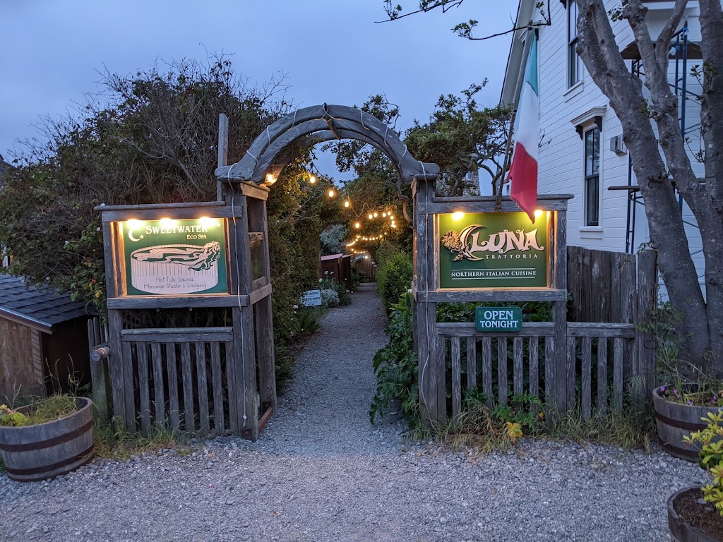 Luna Trattoria | restaurant | 955 Ukiah St, Mendocino, CA 95460, USA | 7079623093 OR +1 707-962-3093