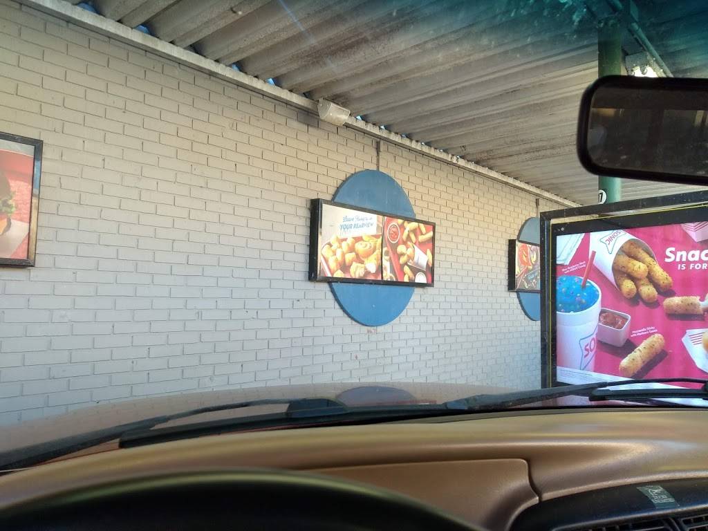 Sonic Drive-In | restaurant | Hwy 32 W, Bruce, MS 38915, USA | 6629834353 OR +1 662-983-4353