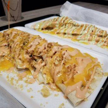 Los Verdes Pembroke Pines | restaurant | 9939 Pines Blvd, Pembroke Pines, FL 33024, USA | 9545890816 OR +1 954-589-0816