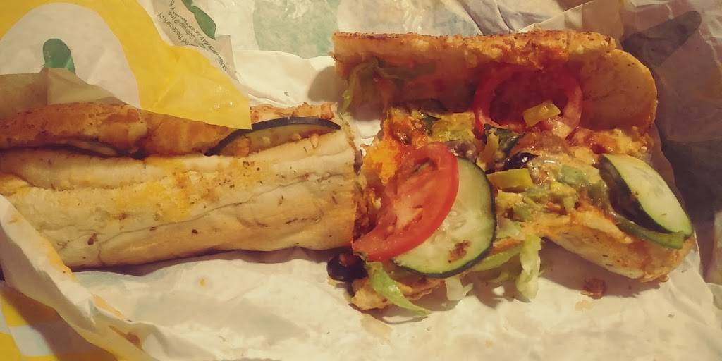 Subway | meal takeaway | 2723 N Pearl St A4, Tacoma, WA 98407, USA | 2537594750 OR +1 253-759-4750