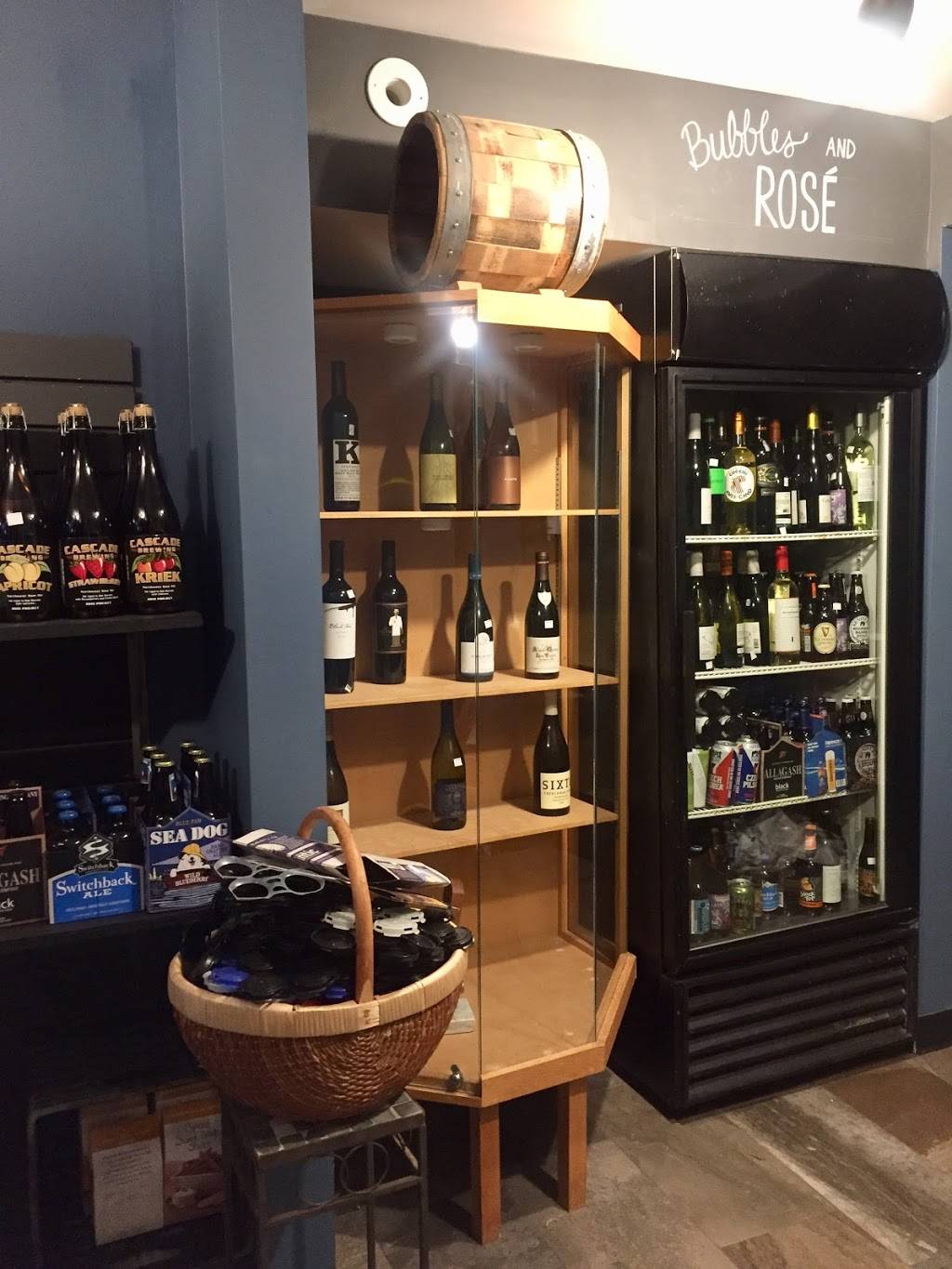 The Ogunquit Wine Cellar | restaurant | 59 Shore Rd, Ogunquit, ME 03907, USA | 2072169075 OR +1 207-216-9075