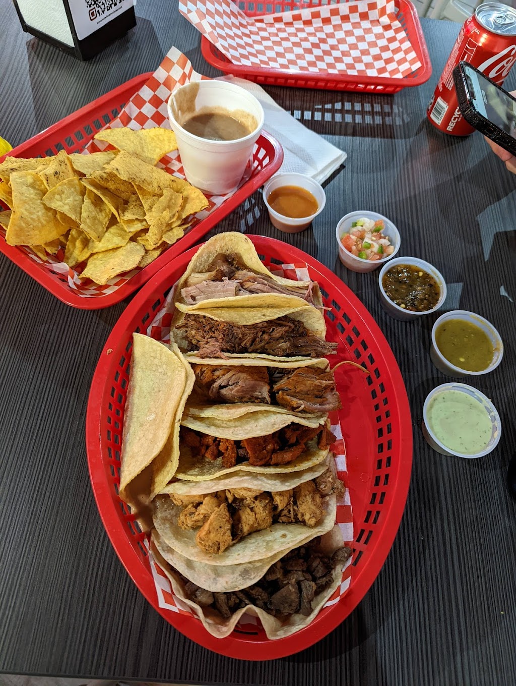 El Taco Santo | restaurant | 835 S Gilbert Rd Suite 104, Gilbert, AZ 85296, USA | 4805973155 OR +1 480-597-3155