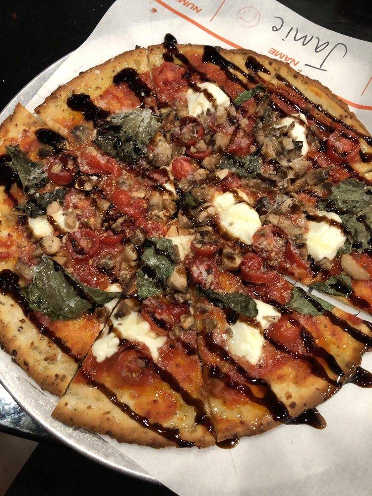 Cravin Fired Fast Pizza | restaurant | 240 Range 12 Blvd, Denham Springs, LA 70726, USA | 2252434424 OR +1 225-243-4424