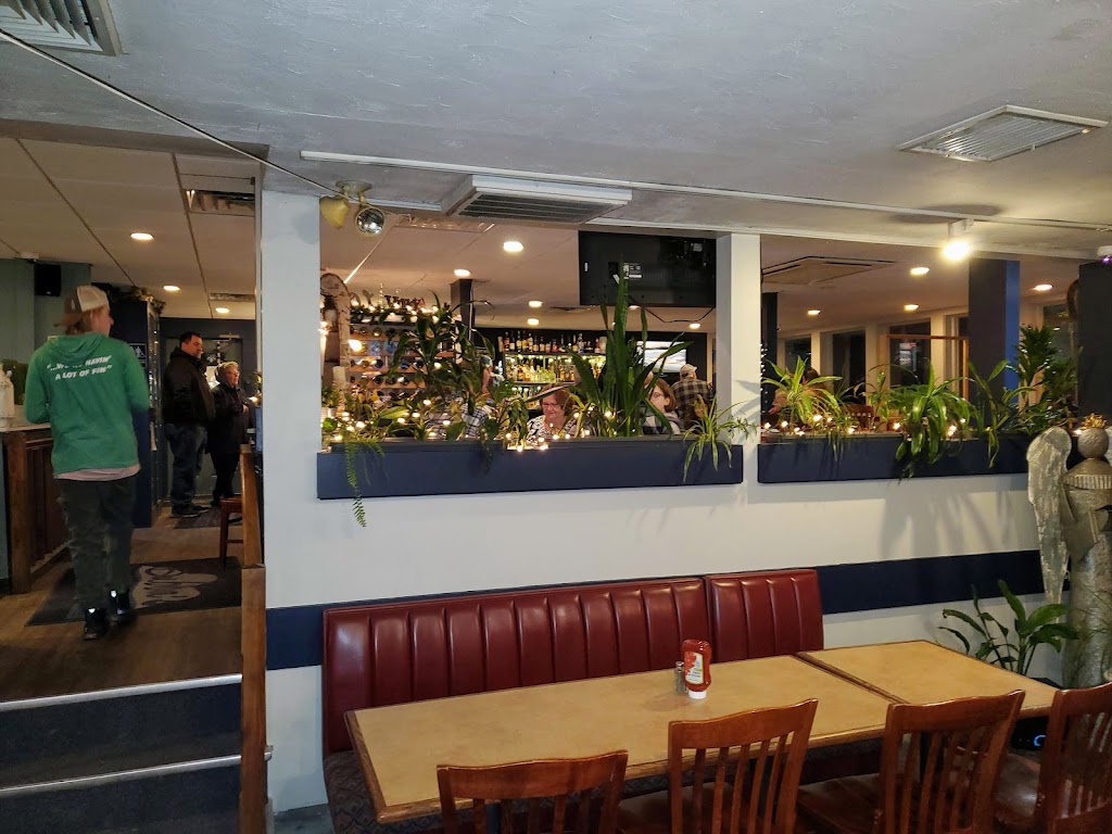 Bubbas Bar & Grille | restaurant | 976 New Hampshire Rte 103, Newbury, NH 03255, USA | 6037633290 OR +1 603-763-3290