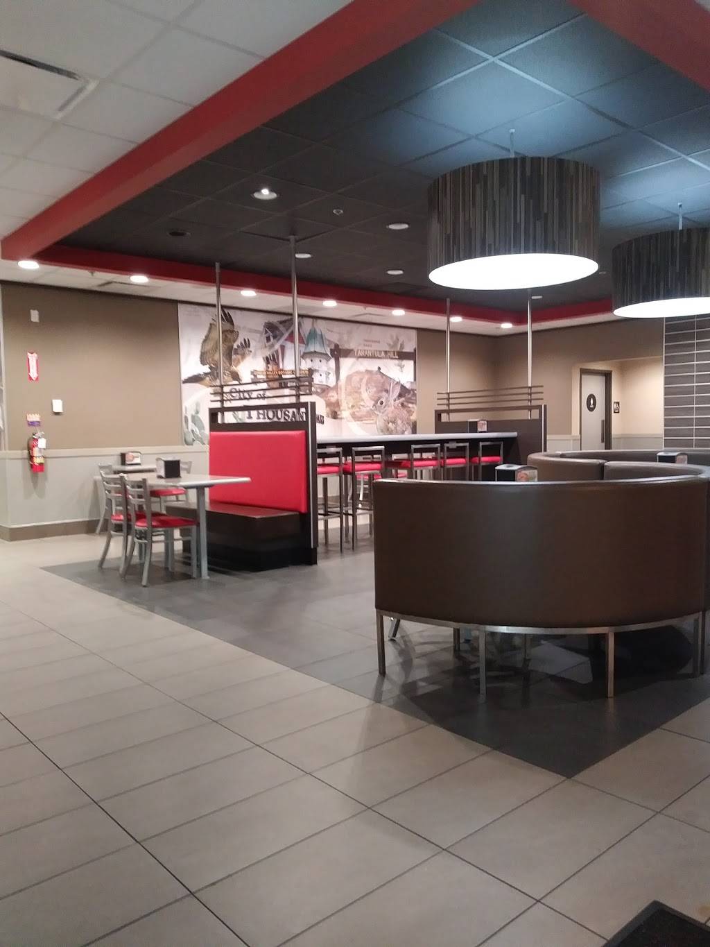 Carls Jr. | restaurant | 1384 N Moorpark Rd, Thousand Oaks, CA 91360, USA | 8054957779 OR +1 805-495-7779