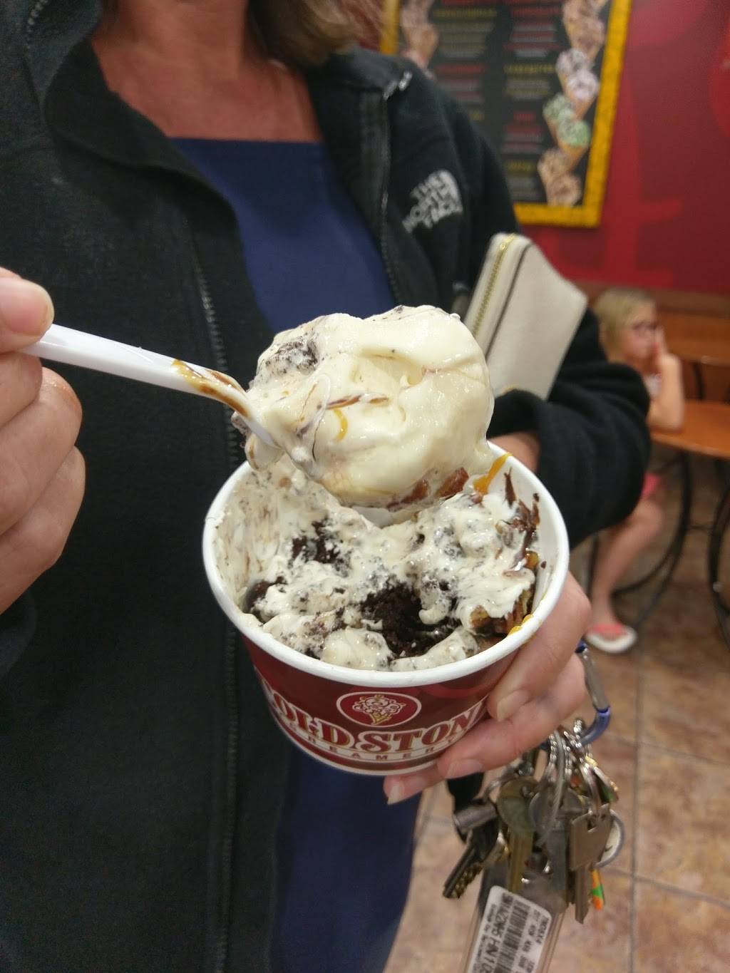 Cold Stone Creamery | bakery | 2923 W Bay Dr, Belleair Bluffs, FL 33770, USA | 7275855727 OR +1 727-585-5727