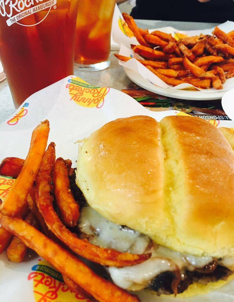 Johnny Rockets | restaurant | 301 Sun Valley Mall, Concord, CA 94520, USA | 9257988335 OR +1 925-798-8335