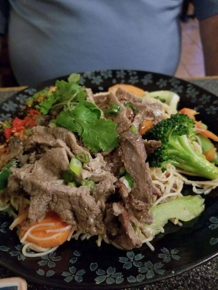 Oh Basil | restaurant | 1910 St Laurent Blvd, Ottawa, ON K1G 1A4, Canada | 6135213301 OR +1 613-521-3301