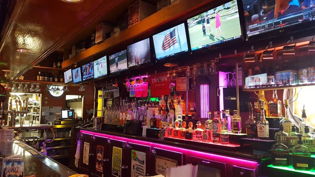 Gatsby’s Pizza and Pub | restaurant | 427 E Rand Rd, Arlington Heights, IL 60004, USA | 8472537200 OR +1 847-253-7200