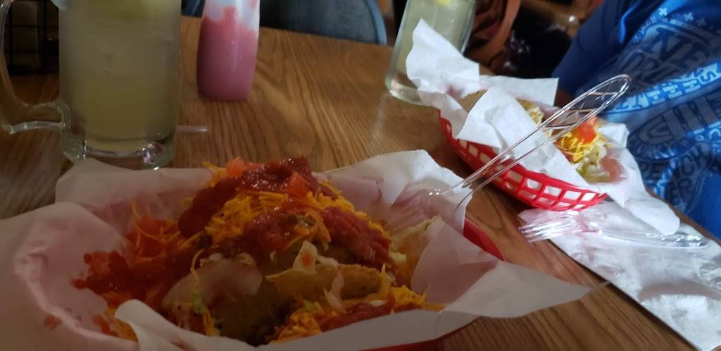 Bobbies Place | restaurant | 422 W Pine St, Raymore, MO 64083, USA | 8162650155 OR +1 816-265-0155